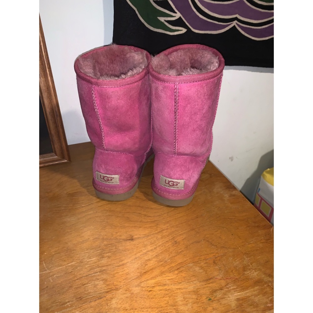 Women’s Uggs Pink Size 6